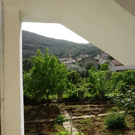 J&b Countryside Life *