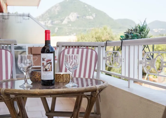 J&b Countryside Life Апартаменты *